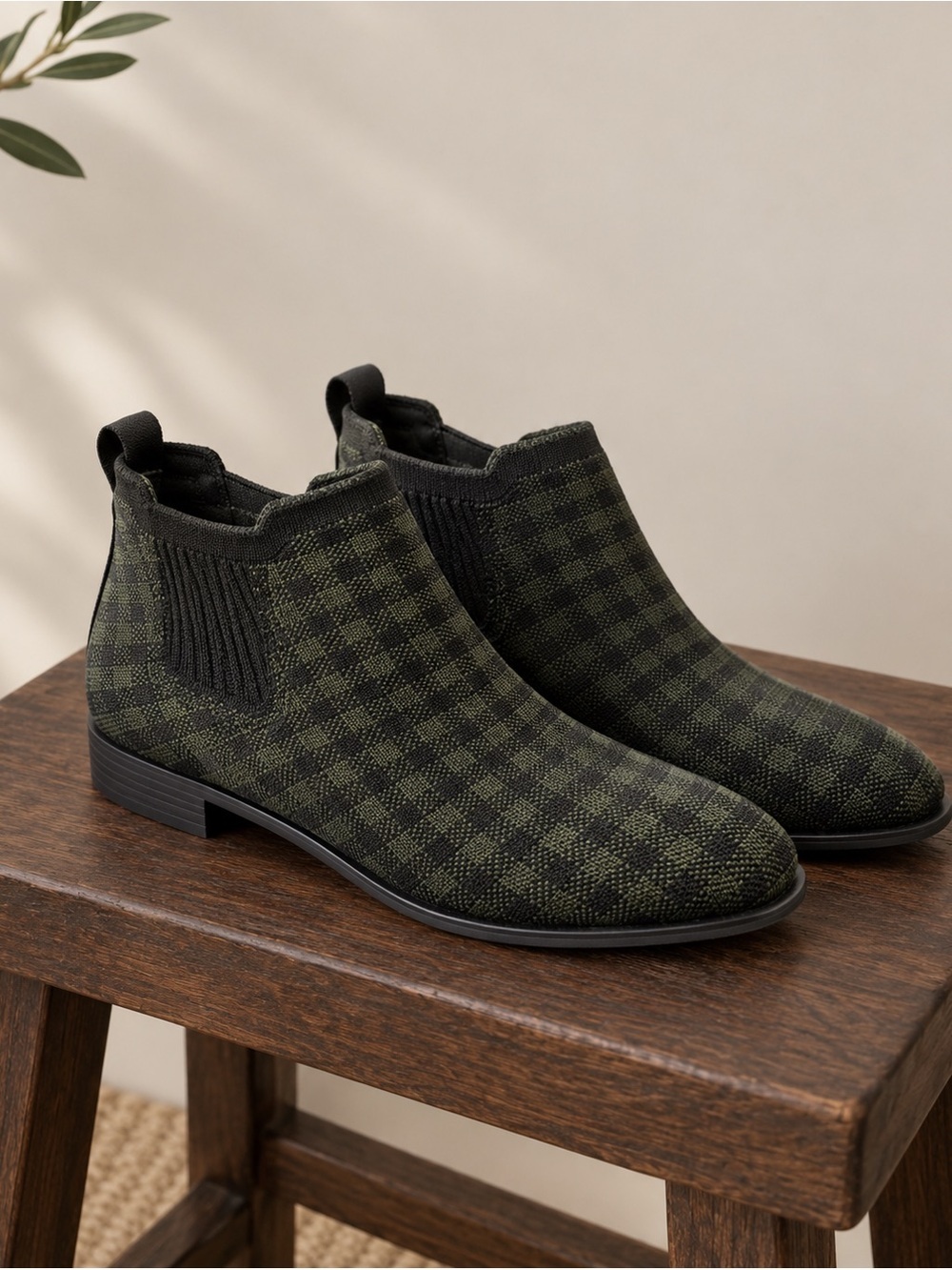 Vivaia | Ryan Pro Square-Toe Water-Repellent Ankle Boots in Olive Plaid 39.5